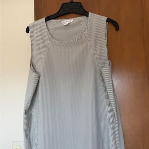 Athleta stripped gray and white zephyr tank